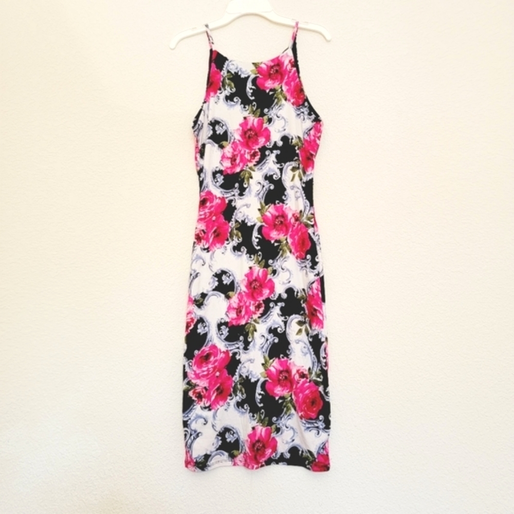 Joe & Elle Dress Size M